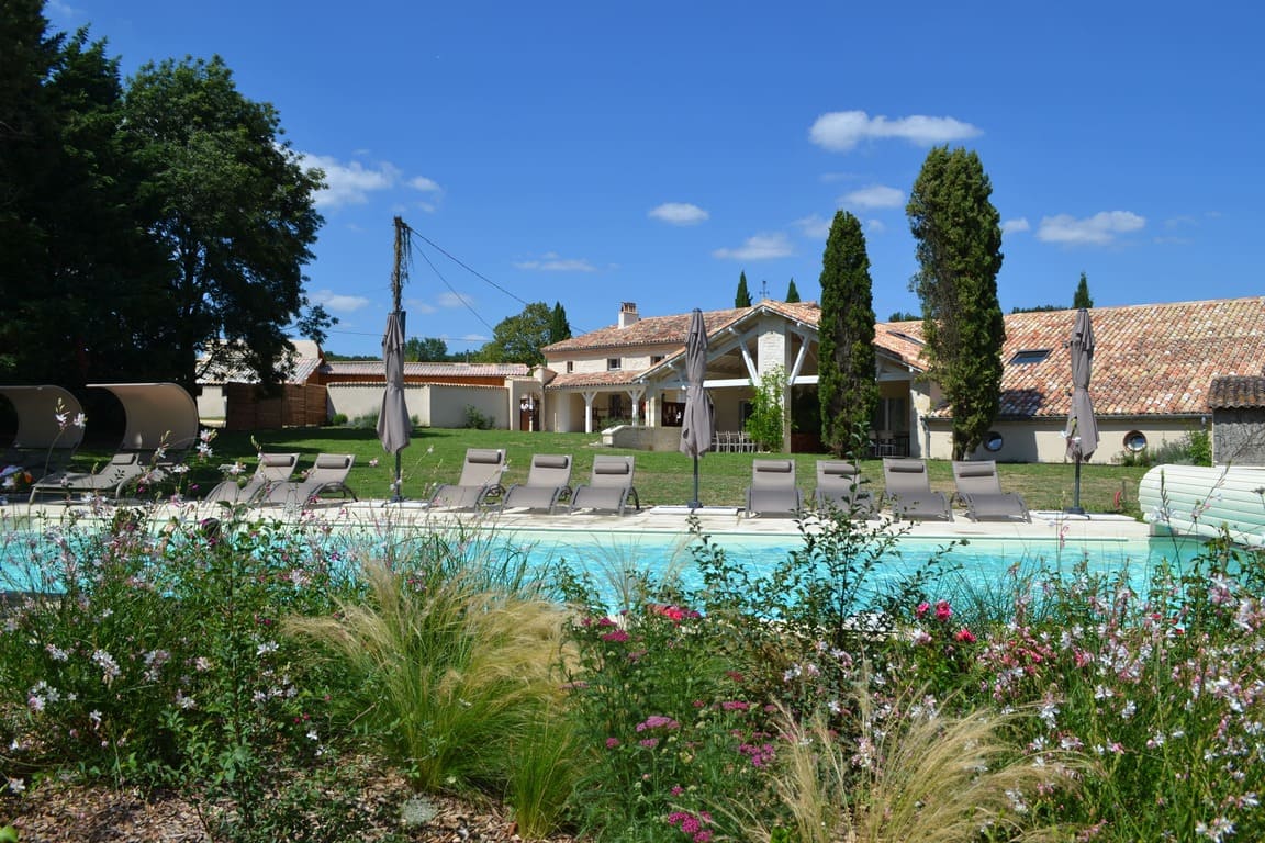 Grand Gite Groupe Lot-et-Garonne 47 Gîtes de Charme au Cœur des Bastides 47