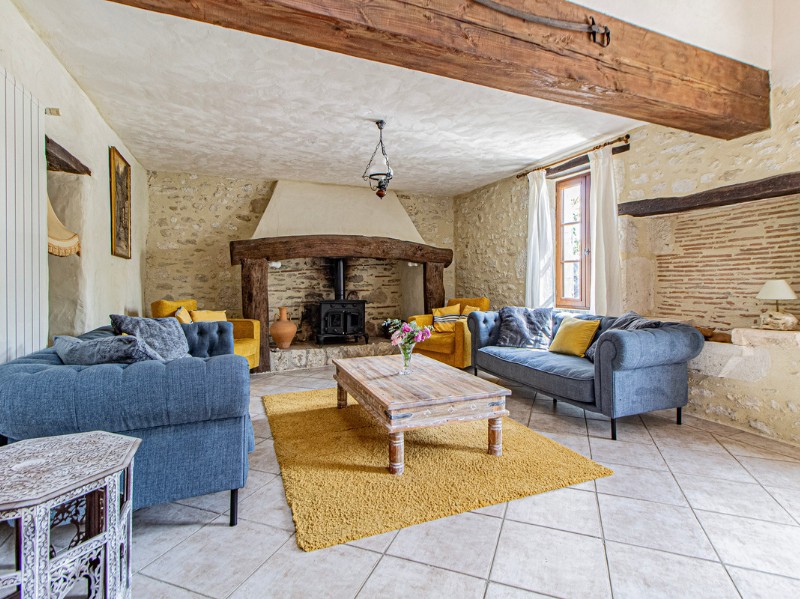 Grand Gite Groupe Tarn-et-Garonne 82 Vieux Mirou Gîtes, avec deux piscines
