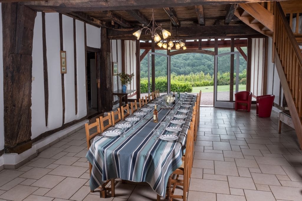 Grand Gite Groupe Pyrénées-Atlantiques 64 Le Domaine Basque 18 personnes