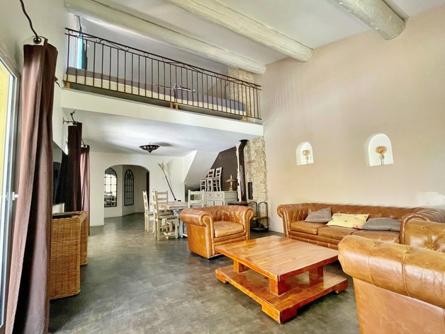 Grand Gite Groupe Vaucluse 84 Villa 16 prs piscine 5 min Parc Spirou Wave Island