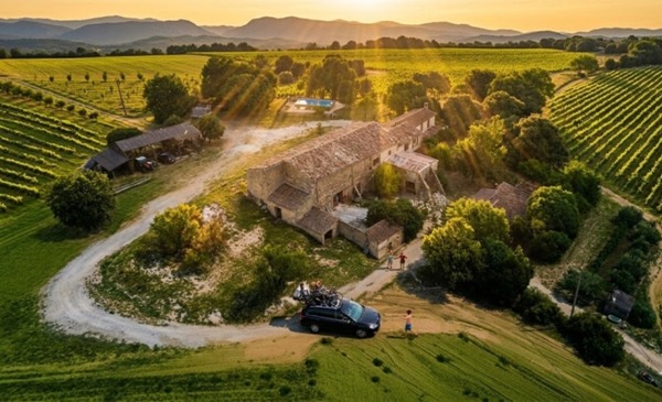 Grand Gite Groupe Vaucluse 84 L'Écrin de Vignes : Camp Fourca, Accueil de Groupe