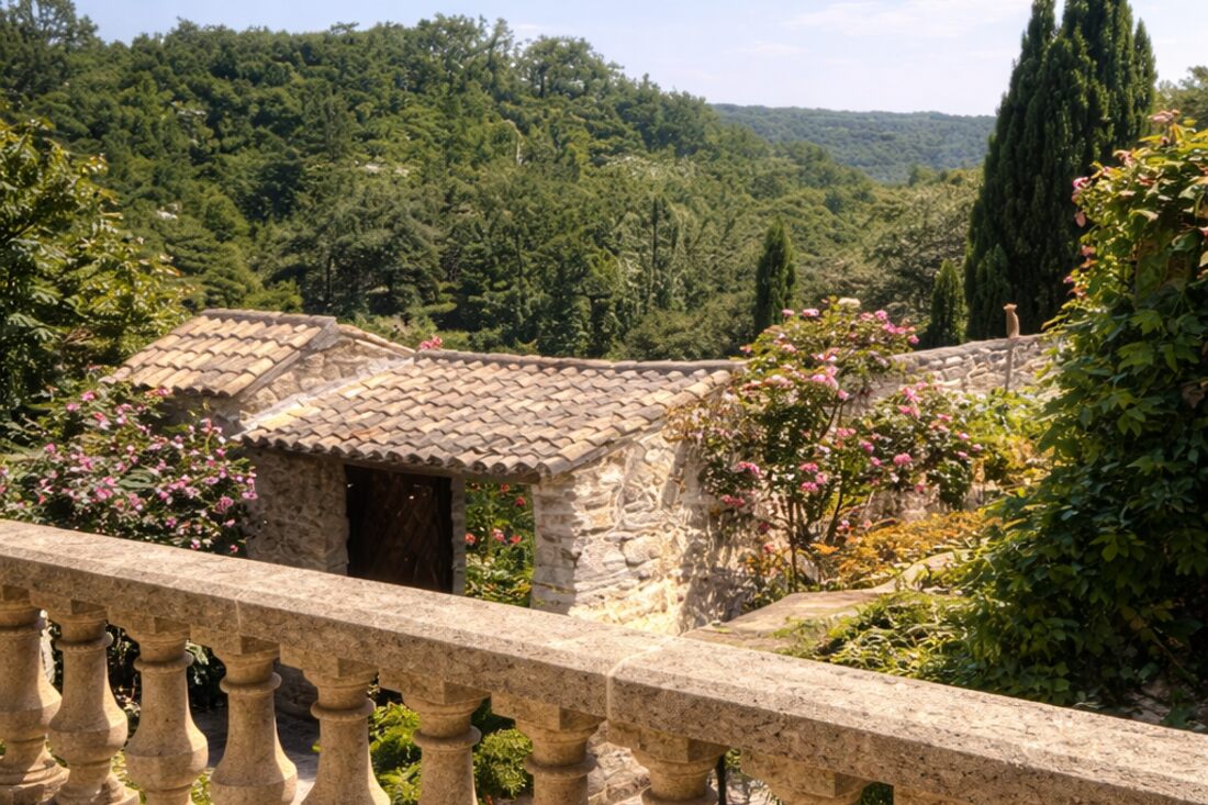 Grand Gite Groupe Ardèche 07 Le Mas d'Eylieux - 6 gîtes jusqu'à 25 personnes