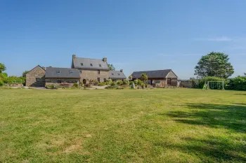 Grand Gite Groupe Finistère 29 Gîtes, regroupements familiale, chambres ,piscine 