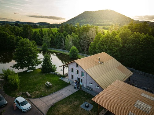 Grand Gite Groupe Vosges 88 Propriété chalet gîte 21 p. jacuzzi, étang privé