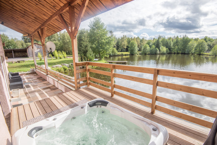 Grand Gite Groupe Vosges 88 Propriété chalet gîte 21 p. jacuzzi, étang privé