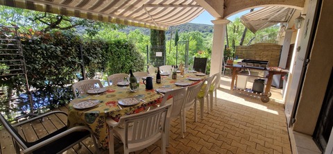 Grand Gite Groupe Ardèche 07 Gîte 6 chambres, 12 lits, piscine Sud Ardèche 
