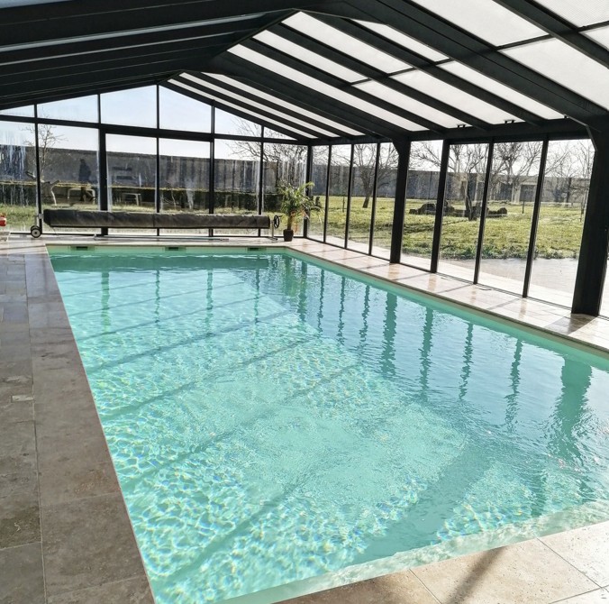 Grand Gite Groupe Paris Ile-de-France 75 Domaine de La Brosse, gîtes avec piscine couverte